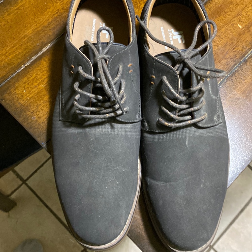 Mens dress shoes size 11 brown JCPENNYS worn once paid $75.00 will sale for $50.
